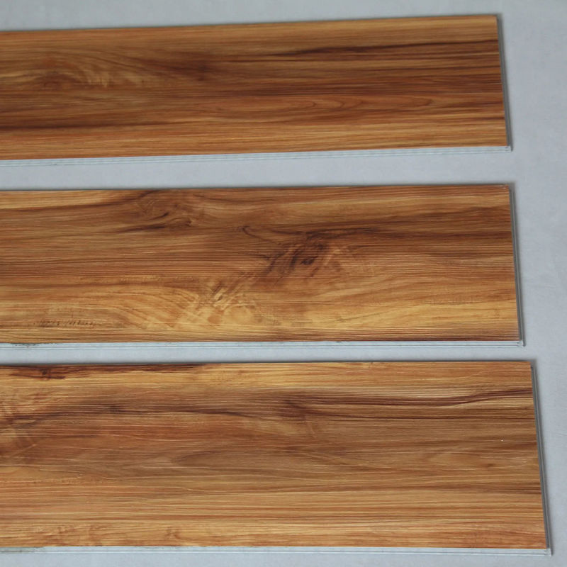 เนื้อผงไม้ที่สามารถปรับแต่งได้ SPC Flooring กันไฟ หินพลาสติกประกอบกับคลิก กันน้ําหรู SPC Vinyl คลิก