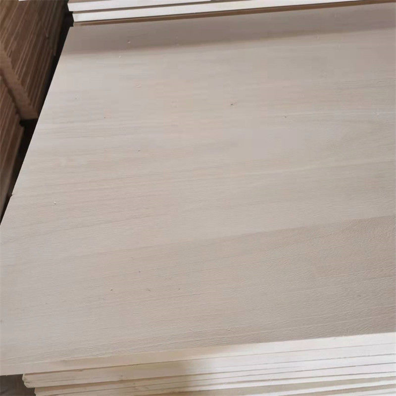 ราคาปลีก 4 * 8ft 18mm ไม้พายนิ้วผูกกางพายขอบพาย New Zealand ไม้ตัวกรองสําหรับเฟอร์นิเจอร์