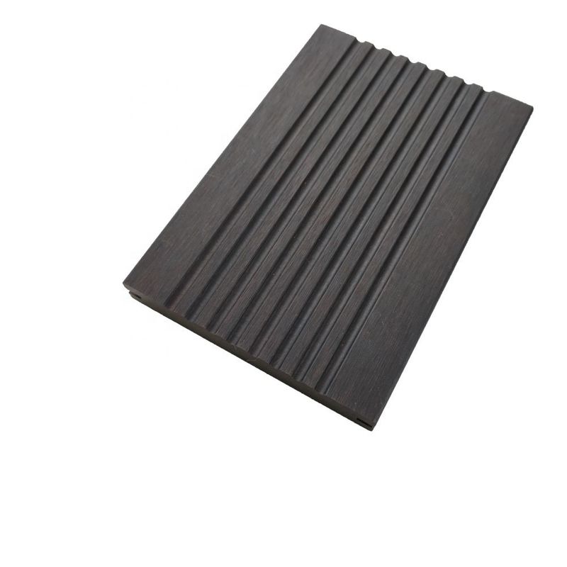 4-6 ปีการเติบโต decking floor outdoor veneer decking แผ่นผสมผสานที่ไม่เป็นพลาสติก