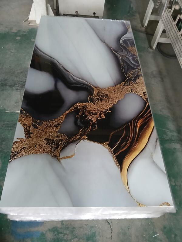 จําหน่ายโดยตรงจากโรงงาน ขายส่งปลีก กระดาษ UV กระดาษมาร์บอร์ด PVC ที่ยืดหยุ่นและยืดหยุ่น