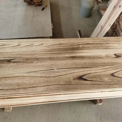 ประเทศจีน ผลิตไม้ที่มีความชื้นแข็งแรง