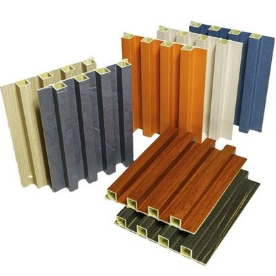 แผงตกแต่ง WPC Lambrin สำหรับการบุผนังภายในอาคารในบ้าน